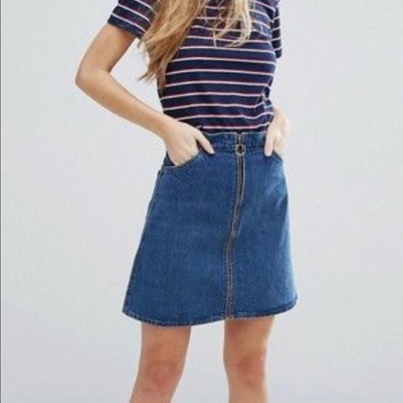 Levi's Dresses & Skirts - Denim skirt Levi's Dresses & Skirts - Denim skirt
